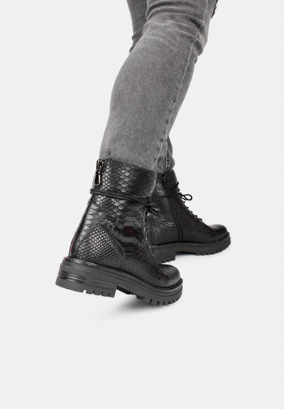 Essie | Stylische Stiefel