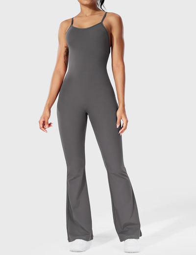 Serafina | Backless Flare Jumpsuit mit verstellbaren Trägern